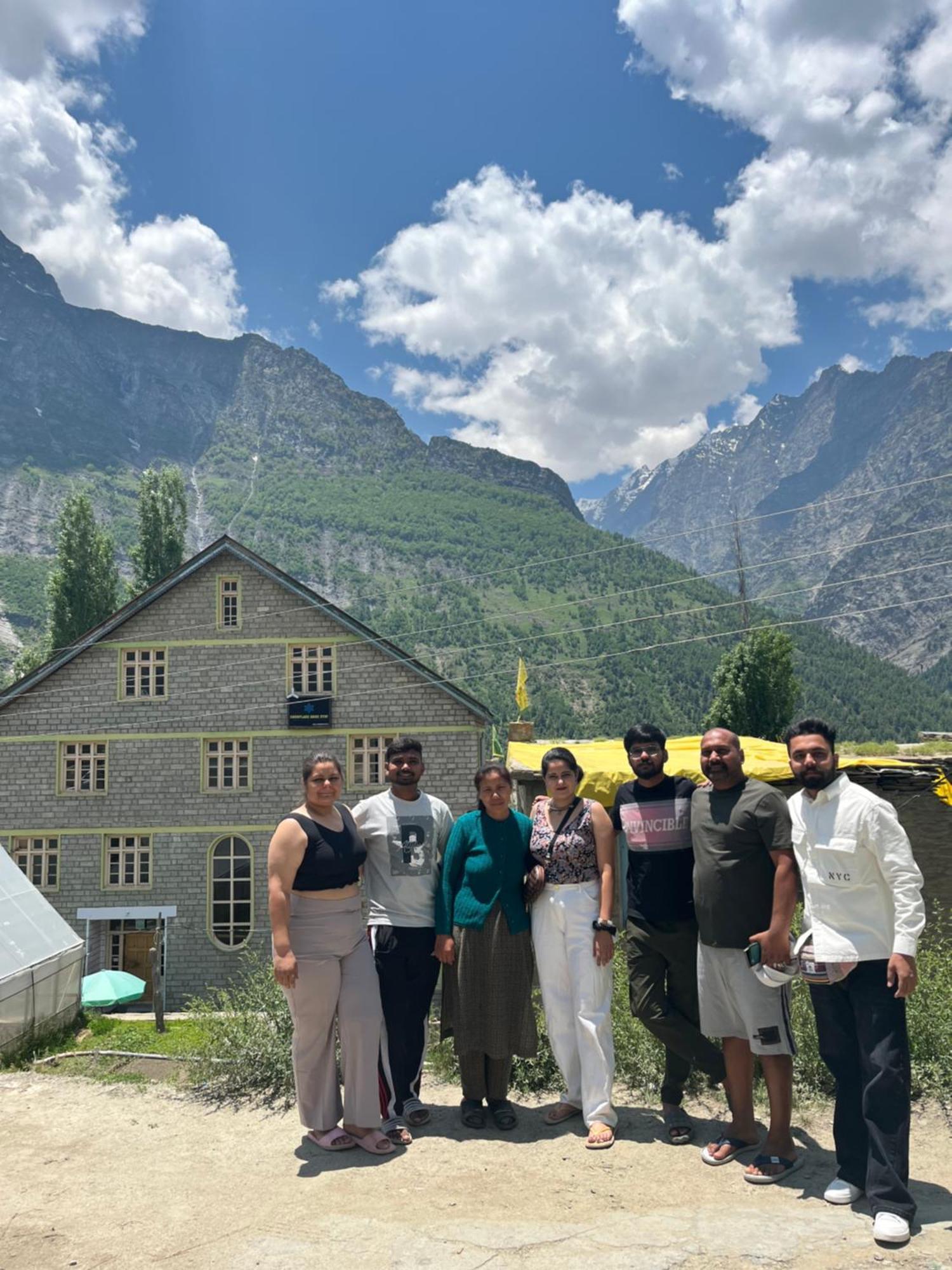 Snowflake Homestay Gondhla Exteriér fotografie