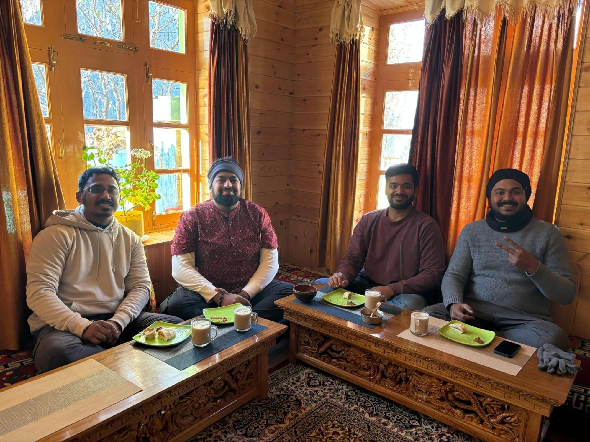 Snowflake Homestay Gondhla Exteriér fotografie